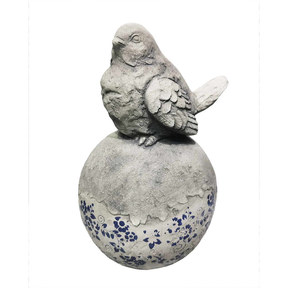 Escultura decorativa de jardín Estatuilla de animal de pájaro gris angustiado de cemento sentado en la piedra